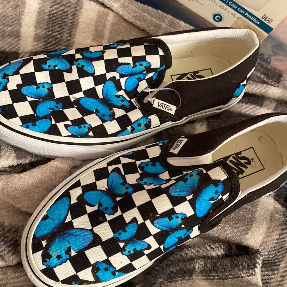 Butterfly slides